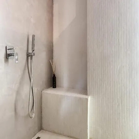 Apartment Casita Artista En Edificio Barrio Ruzafa Valencia